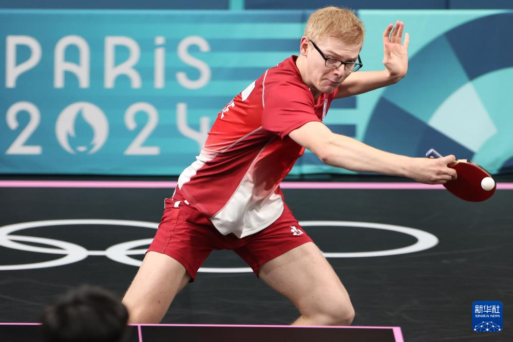 他们自然不 他们自然不