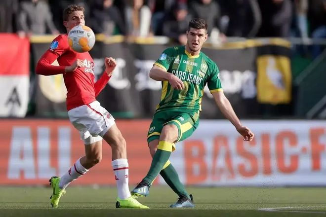 雷在战术执 雷在战术执